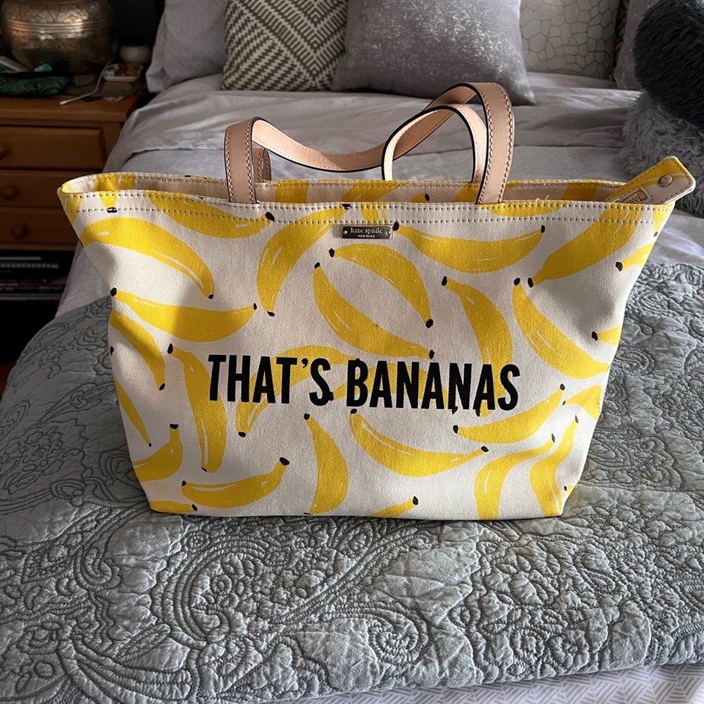 Brand new “That’s Bananas” Kate Spade Shoulder Tote